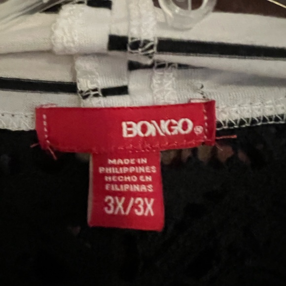 Bongo Shirt with Lace back, size 3X - Picture 6 of 8